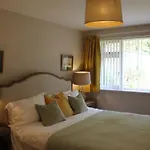 Guest House Close To Station